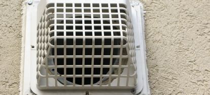 5 Causes of a Leaking Dryer Vent 